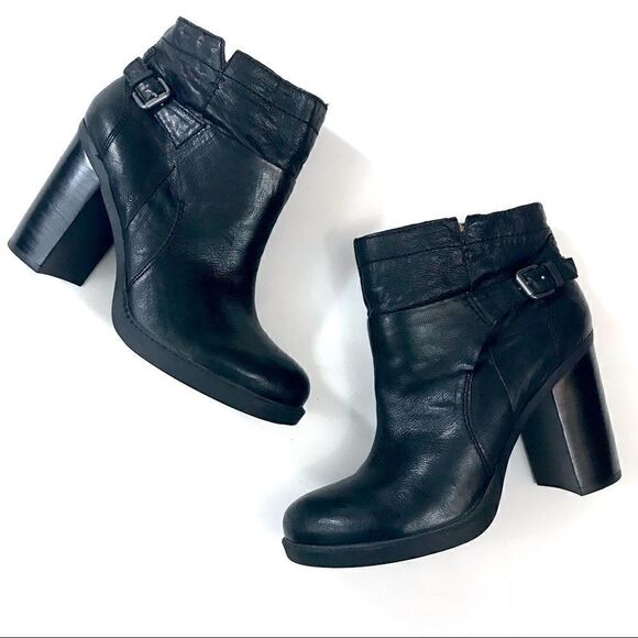 New✨ NINE WEST Stacked Heel Boots - Picture 1 of 10